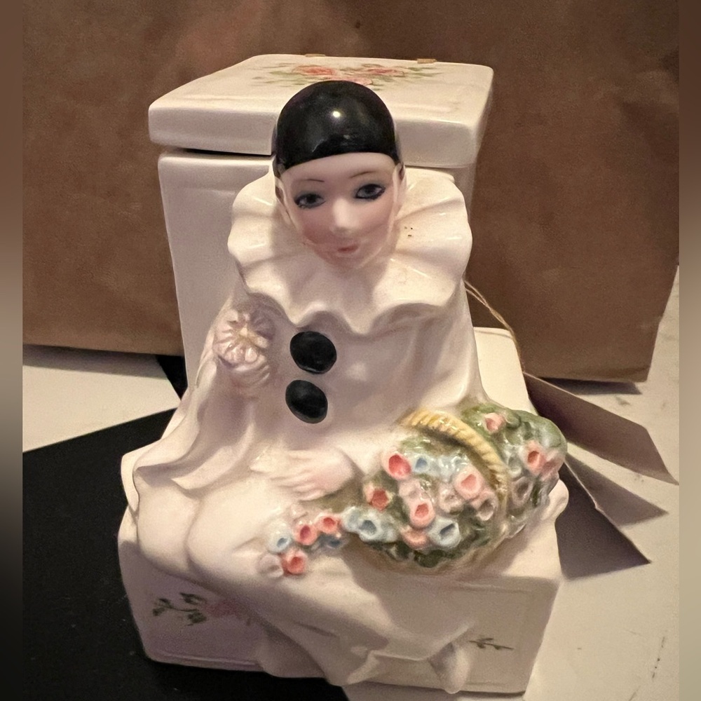 Vintage Pierrot Love Porcelain music box
